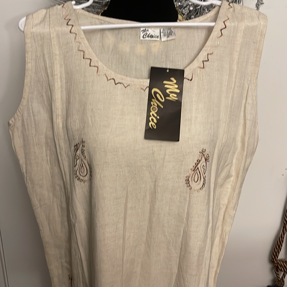 Dress - Picture 2 of 7